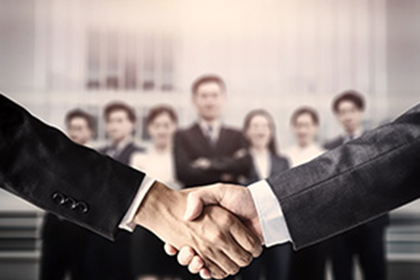 欠款诉讼费用由谁承担？